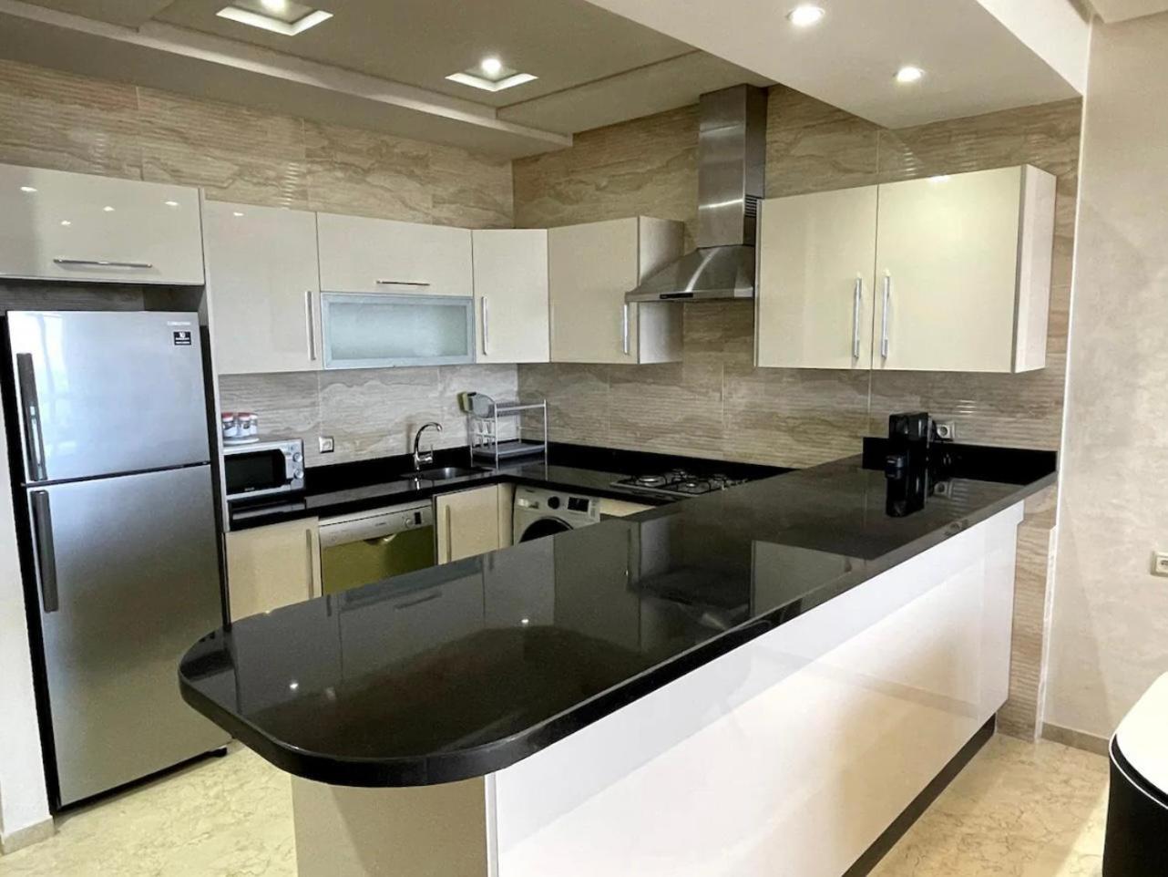 Seafront 2 Bedrooms Flat Tangeri Esterno foto