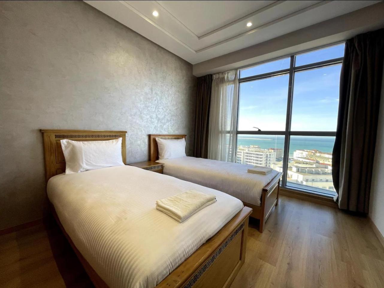 Seafront 2 Bedrooms Flat Tangeri Esterno foto
